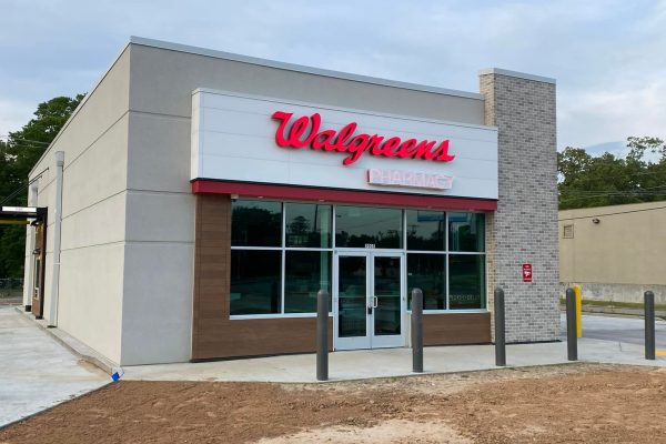 Exterior photo of Walgreens Pine Bluff