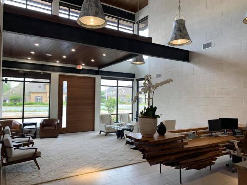 InterMountain_Interior_15